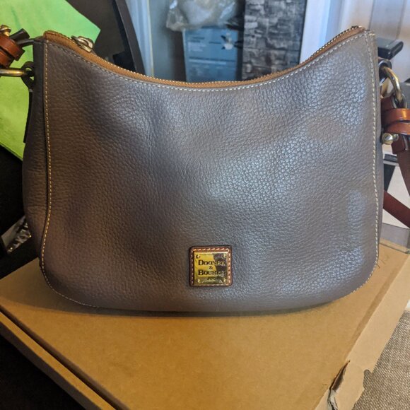 Dooney & Bourke - Picture 2 of 6